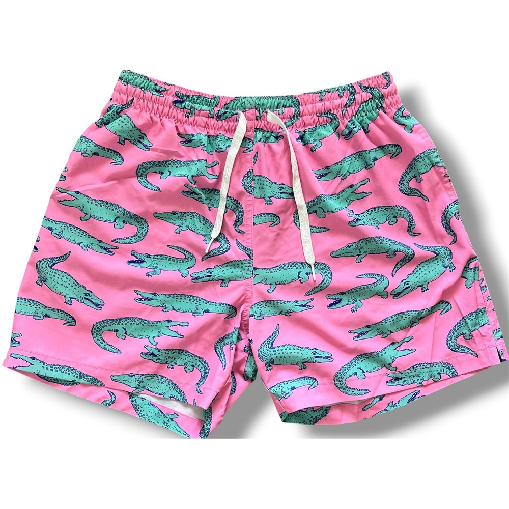 Chubbies Mens Pink Alligator Print Swim Trunks 5.5 Inch Inseam Size Medium